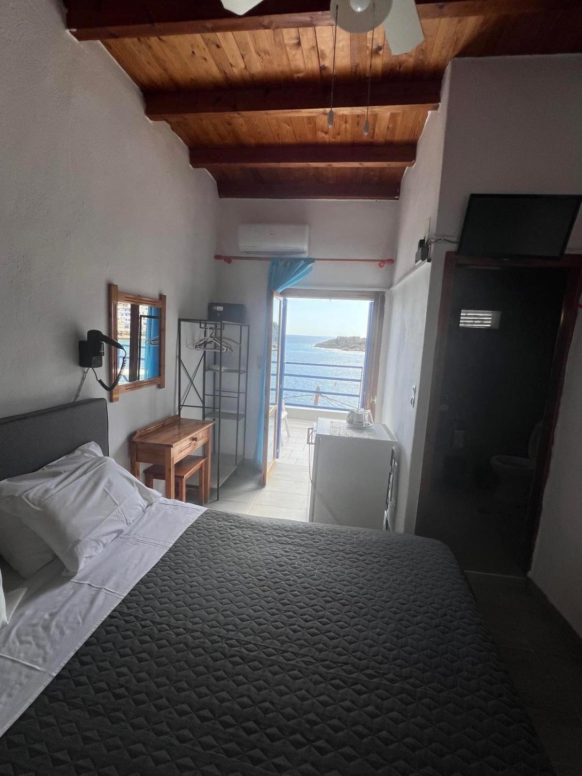 Scirocco Rooms Лутрон Экстерьер фото